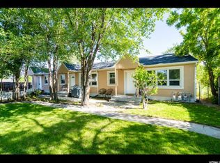 25 E Pioneer Ave, Sandy, UT 84070
