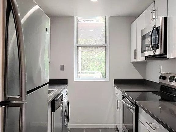 4th image of 82-76 116th St #603
