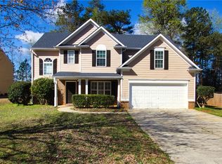 585 Chapel Walk Ln, Lawrenceville, GA 30045