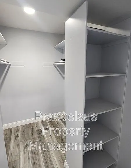 2047 Lakeridge Cir #104 — Photo 15