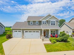 262 Hallmark Way, Sun Prairie, WI 53590