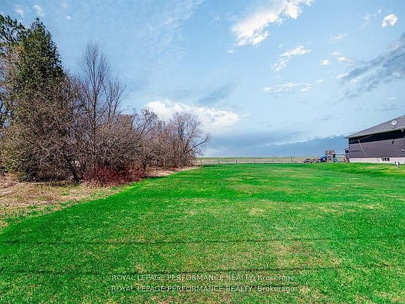 4th image of LOT Pendleton St