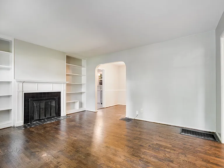 1428 Greenland Ave — Photo 5