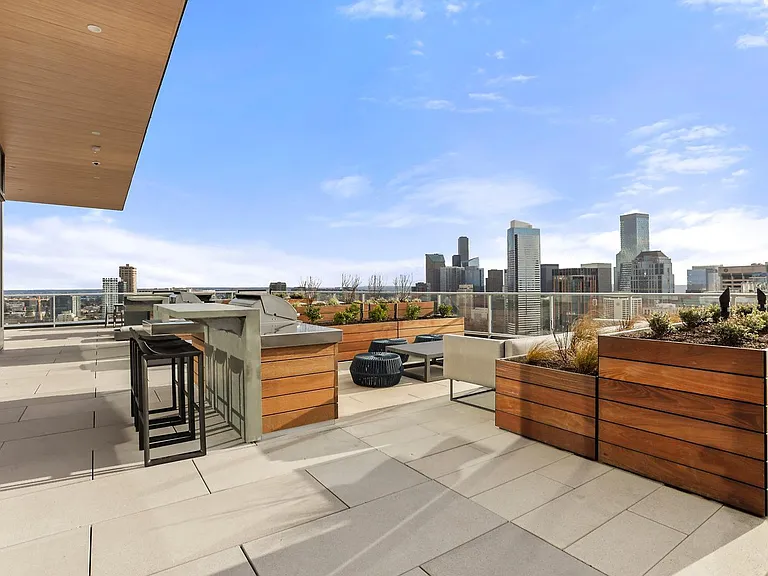 1808 Minor Ave #2208 — Photo 27