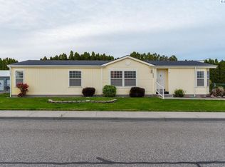 8400 W Yellowstone Ave, Kennewick, WA 99336