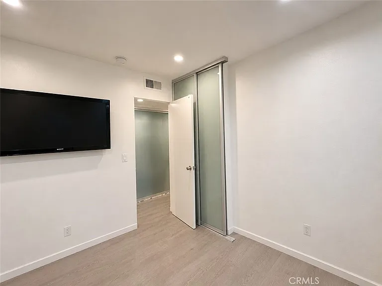 622 Westmount Dr #C — Photo 19