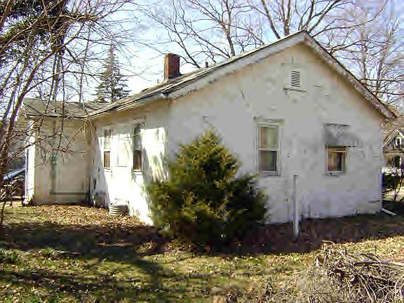 3rd image of 525 N Bowman Ave
