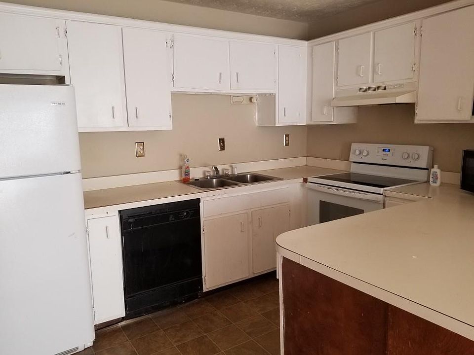 2nd image of 3866 Mulkey Cir SW #3866