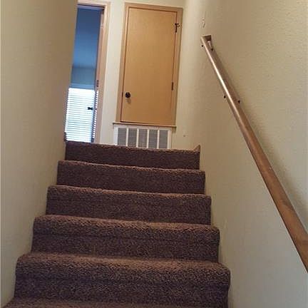 5th image of 411 S Hunter St APT 1