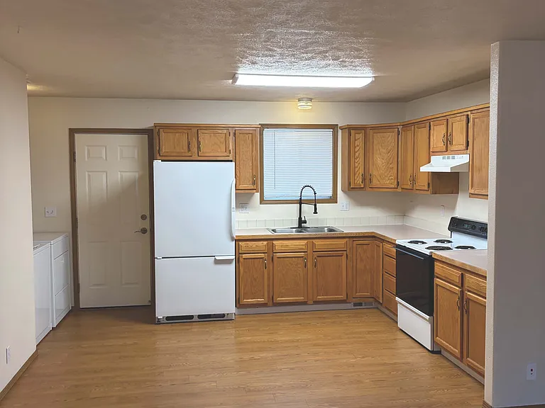 515 S Colorado Ave #A — Photo 3