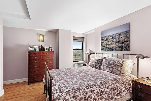 Sold by Compass | media 6