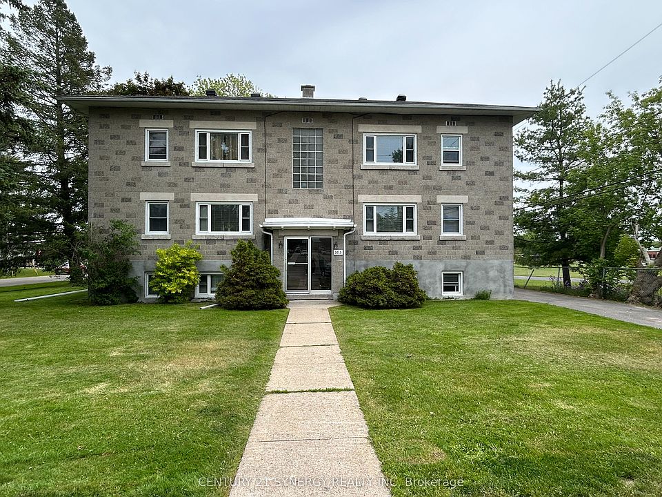 1st image of 395 Pine St E