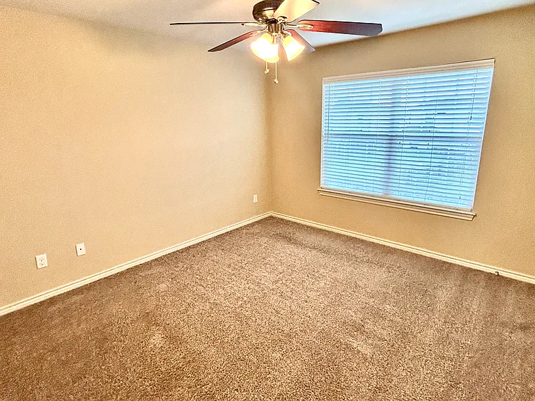 2617 Mandi Ct — Photo 11