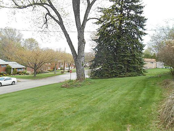 5th image of 403 Southridge Dr