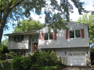 9 Rehobeth Rd, Flanders, NJ 07836