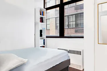 Rented by R New York