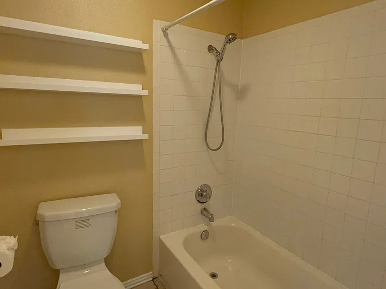 716 N Cooper St #2 — Photo 16