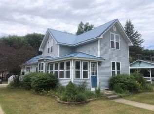 509 Ionia St, Grayling, MI 49738