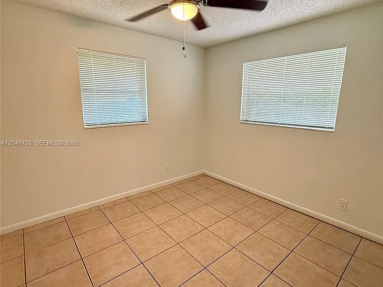 12096 Dolphin Dr — Photo 10