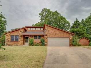 218 S 176th West Ave, Sand Springs, OK 74063