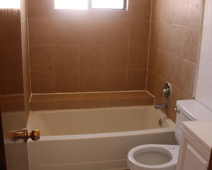 1472 Sierra De Oro Dr — Photo 17
