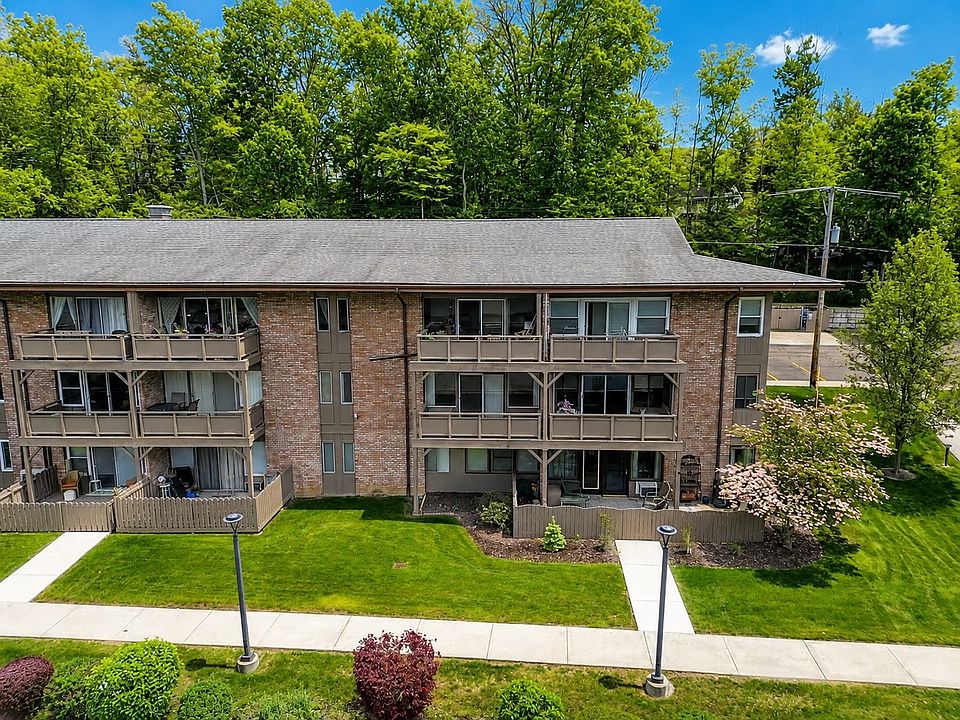 1st image of 201 Evergreen St APT 2-2B