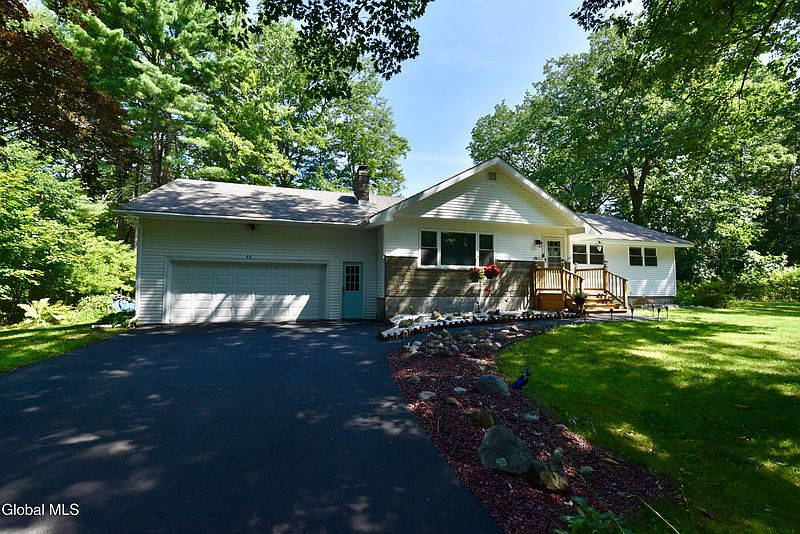 2nd image of 46 Pine Grove Avenue