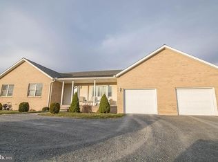 610 Harvey Winters Dr, Oakland, MD
