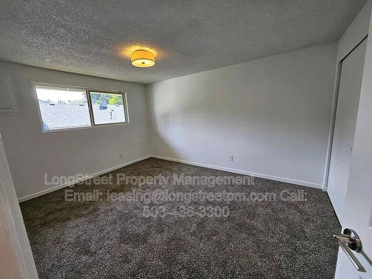 412 Pearl St #4 — Photo 13