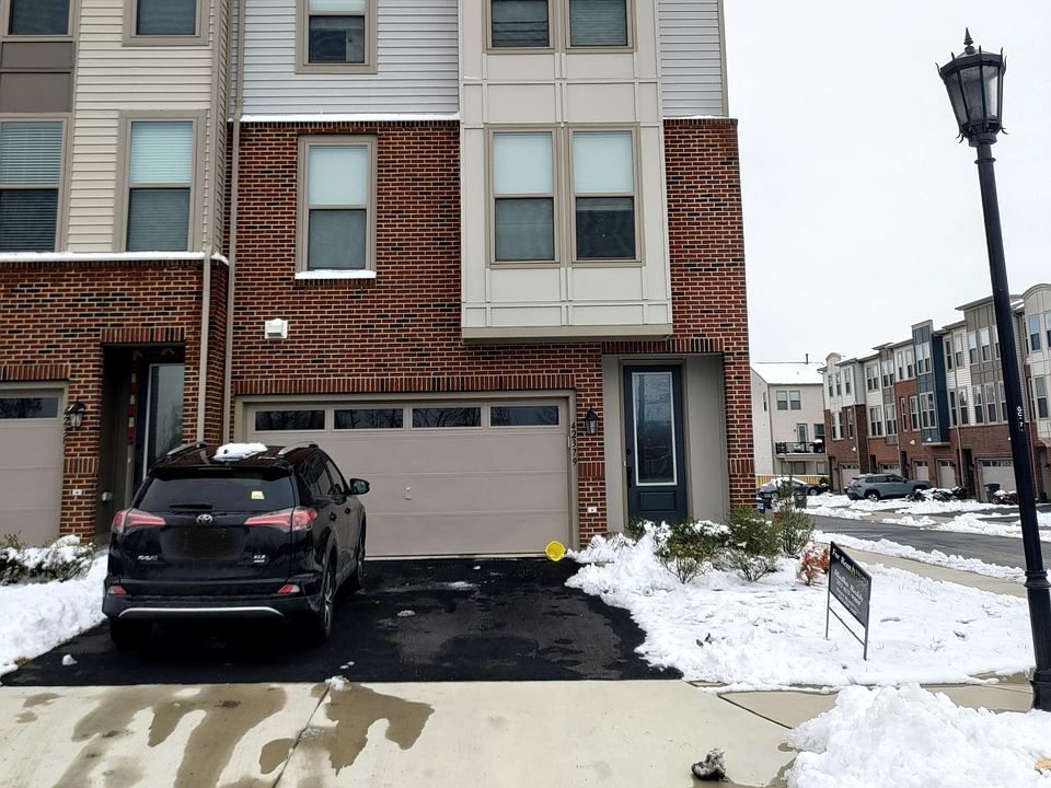 1st image of 42379 Dogwood Glen Sq