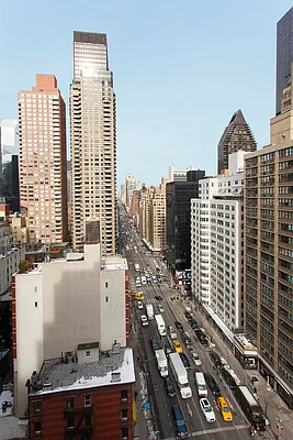 Rented by Manhattan Apartment Organization | media 19