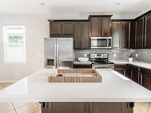 4th image of 4903 Creekside Park Ave