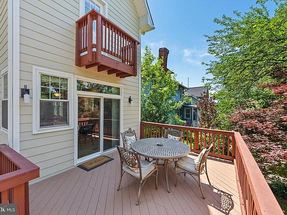 5th image of 219 Rittenhouse St NW