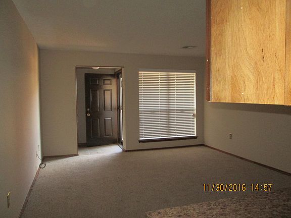 4th image of 912 NE Tortoise Dr APT 4