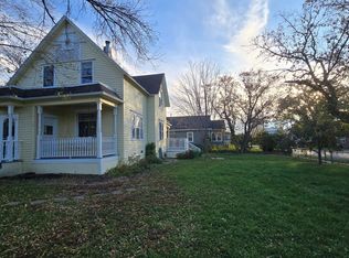 902 2nd St NE, Minot, ND 58703