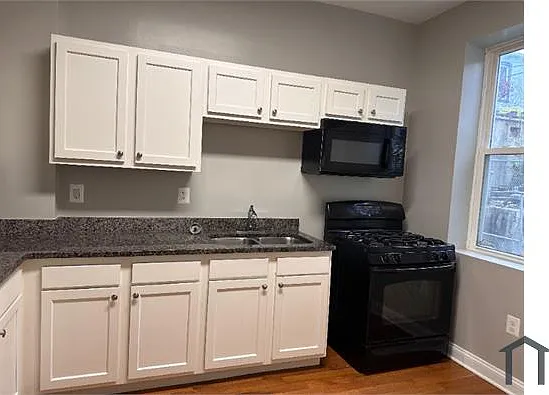 2 bed, $1,600 — Photo 2