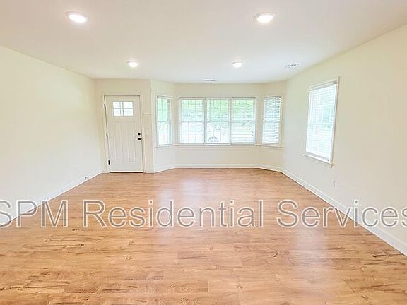 2nd image of 5024 Barefoot Dr