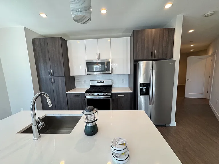 Hillside Residence — Photo 52