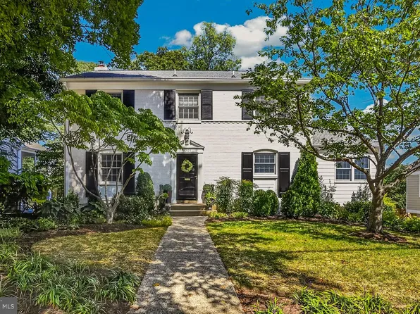 5305 Ridgefield Rd, Bethesda, MD 20816