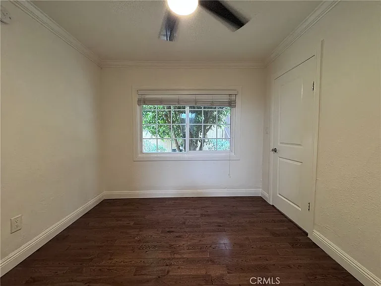 1325 Douglas St — Photo 14
