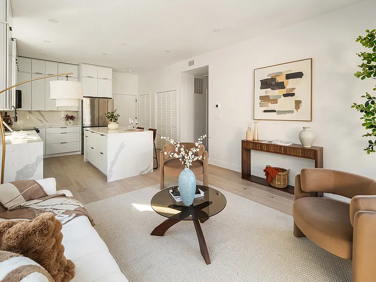 140 Shirley St #206 — Photo 2