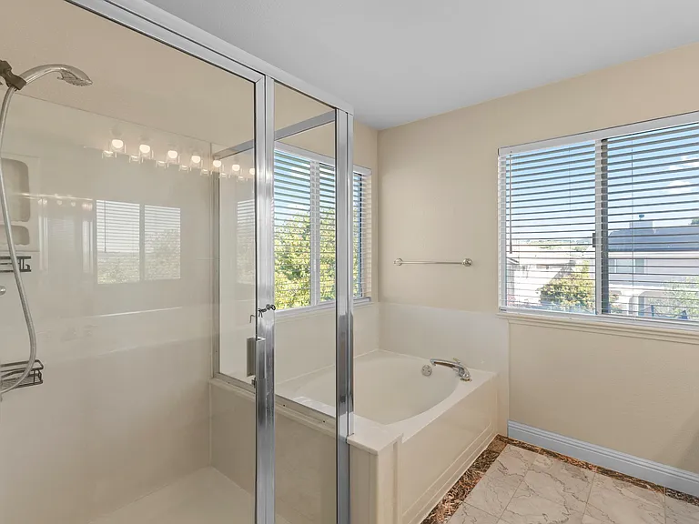 5220 Peacock Hill Dr — Photo 10