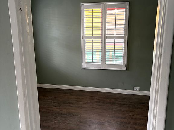 4th image of 2881 Adams Ave