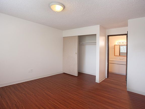 3rd image of 6923 146th St SW #A