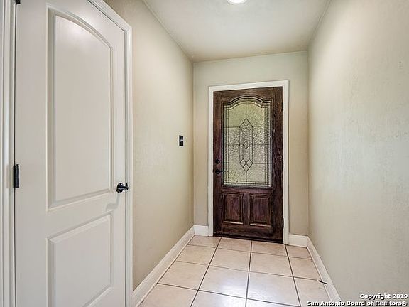 3rd image of 4427 Briardale St