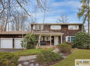 9 Woodruff Rd, Edison, NJ 08820