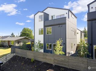 5043 25th Ave SW, Seattle, WA 98106
