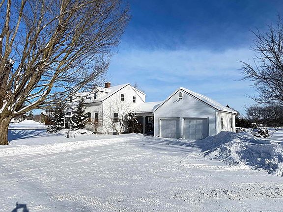 4th image of 405 Main Street