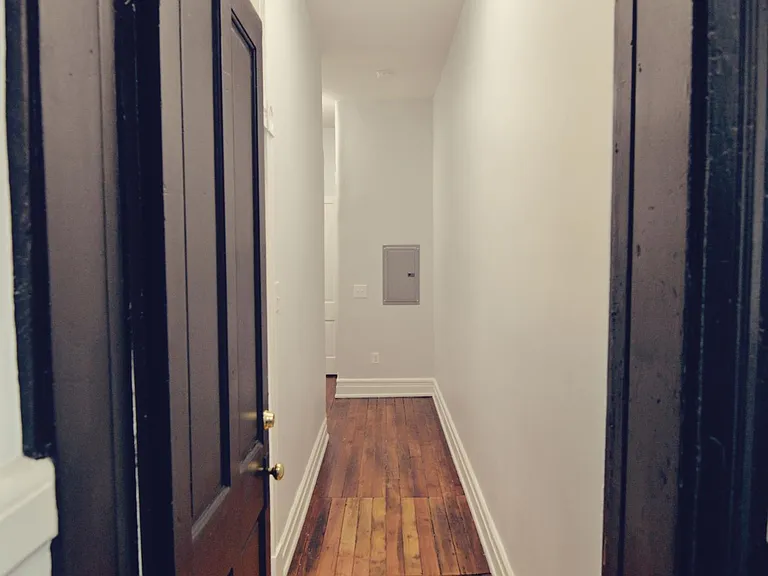 30 W Court St #302 — Photo 7
