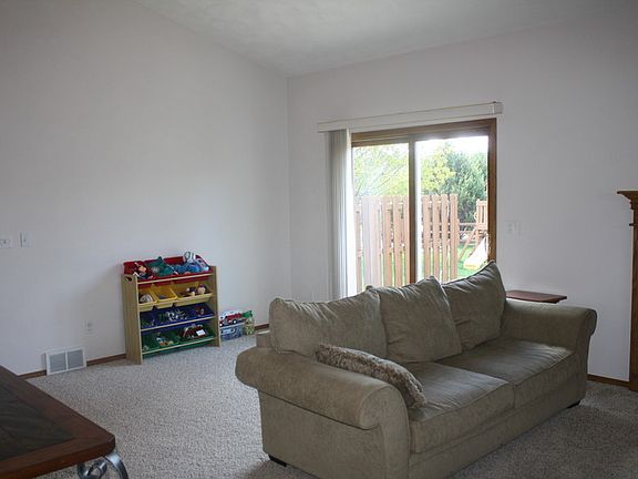 Living Room
						:
						Living Room with patio access